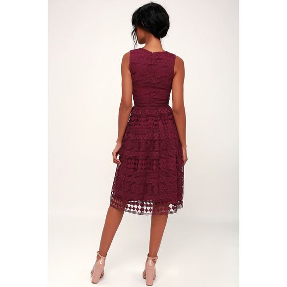 Lulus Madly in Love Plum Purple Lace Sleeveless Midi Dress size L NWT - Picture 2 of 12